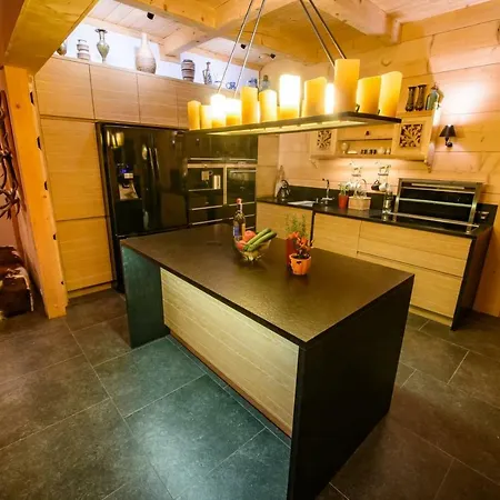 Labowska - Basen, Sauna, Grota Solna