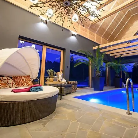 Labowska - Basen, Sauna, Grota Solna Łabowa