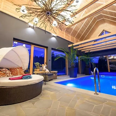 Labowska - Basen, Sauna, Grota Solna Vila