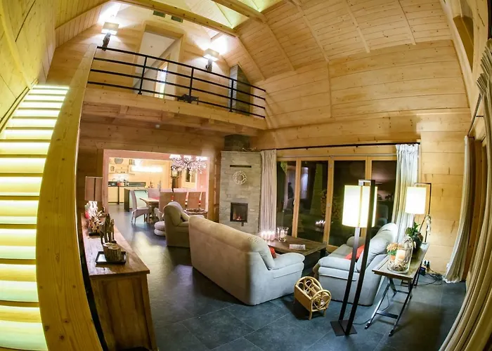 וילה Labowska - Basen, Sauna, Grota Solna Łabowa