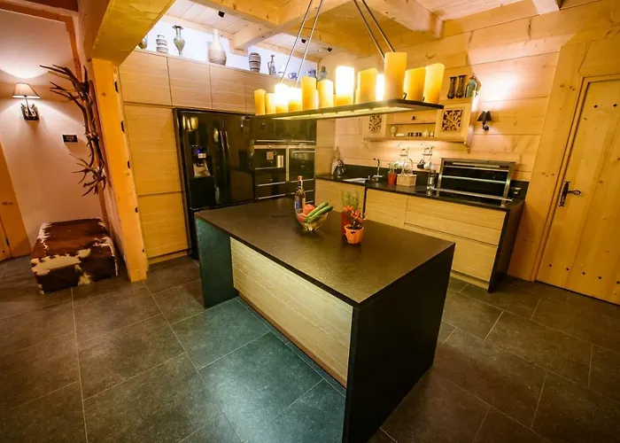 Labowska - Basen, Sauna, Grota Solna