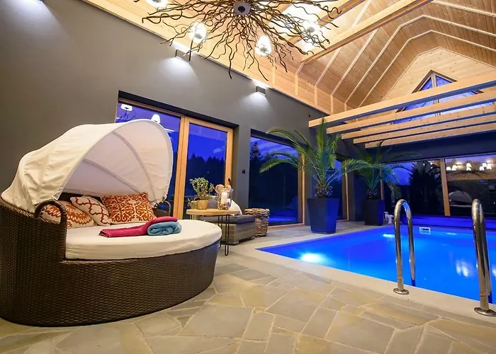 Labowska - Basen, Sauna, Grota Solna Łabowa