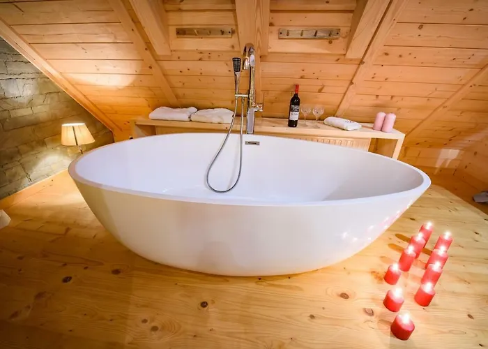 וילה Labowska - Basen, Sauna, Grota Solna Łabowa