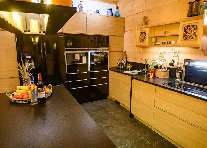 Labowska - Basen, Sauna, Grota Solna * Łabowa