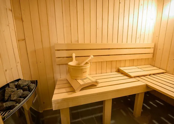 וילה Labowska - Basen, Sauna, Grota Solna